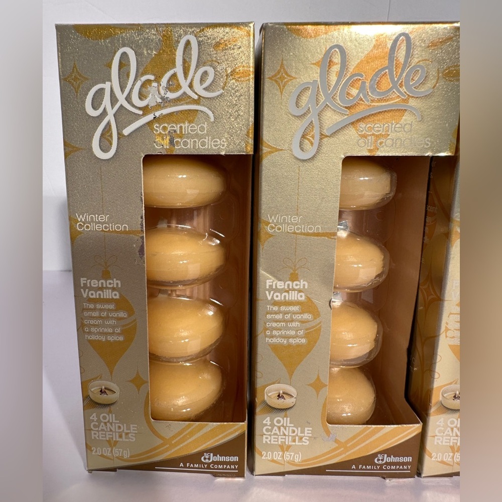 Glade French Vanilla Scented Oil Candle 4 Refills Per Pack Winter Collection New - Picture 2 of 7